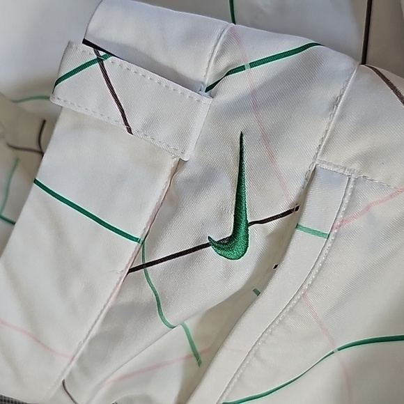 Nike Dri-Fit  Striped Bermuda Shorts Sz 6 White  Golf - Picture 5 of 5